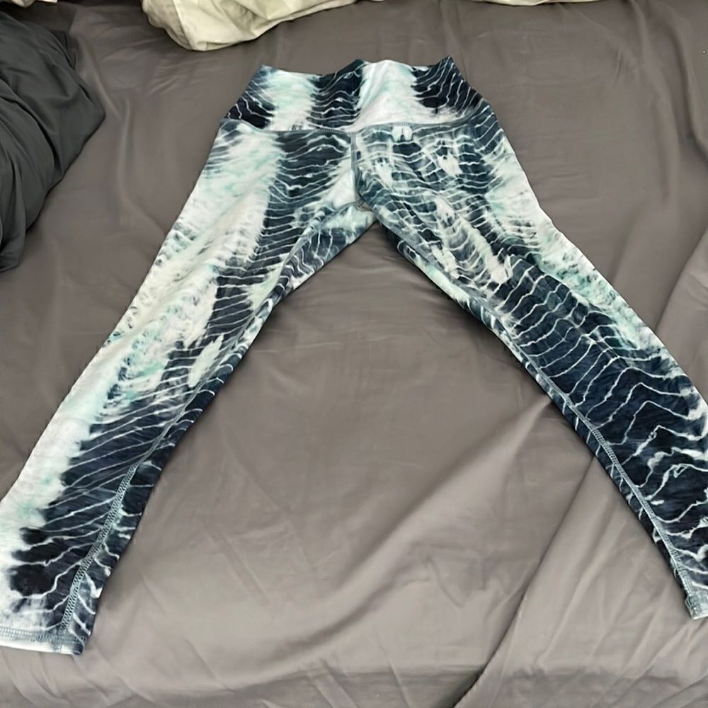 Evolution & Creation tie dye aqua leggings sz S